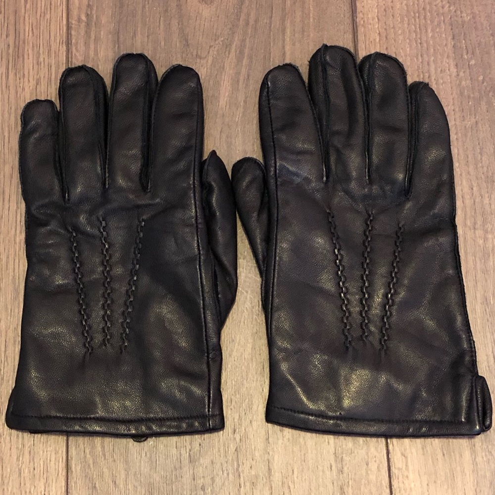 Black leather gloves